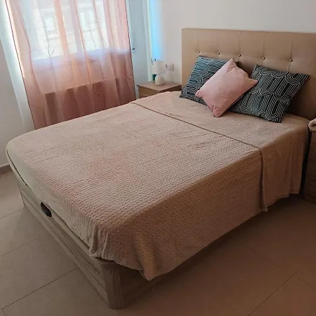 Apartamento En Playa De *